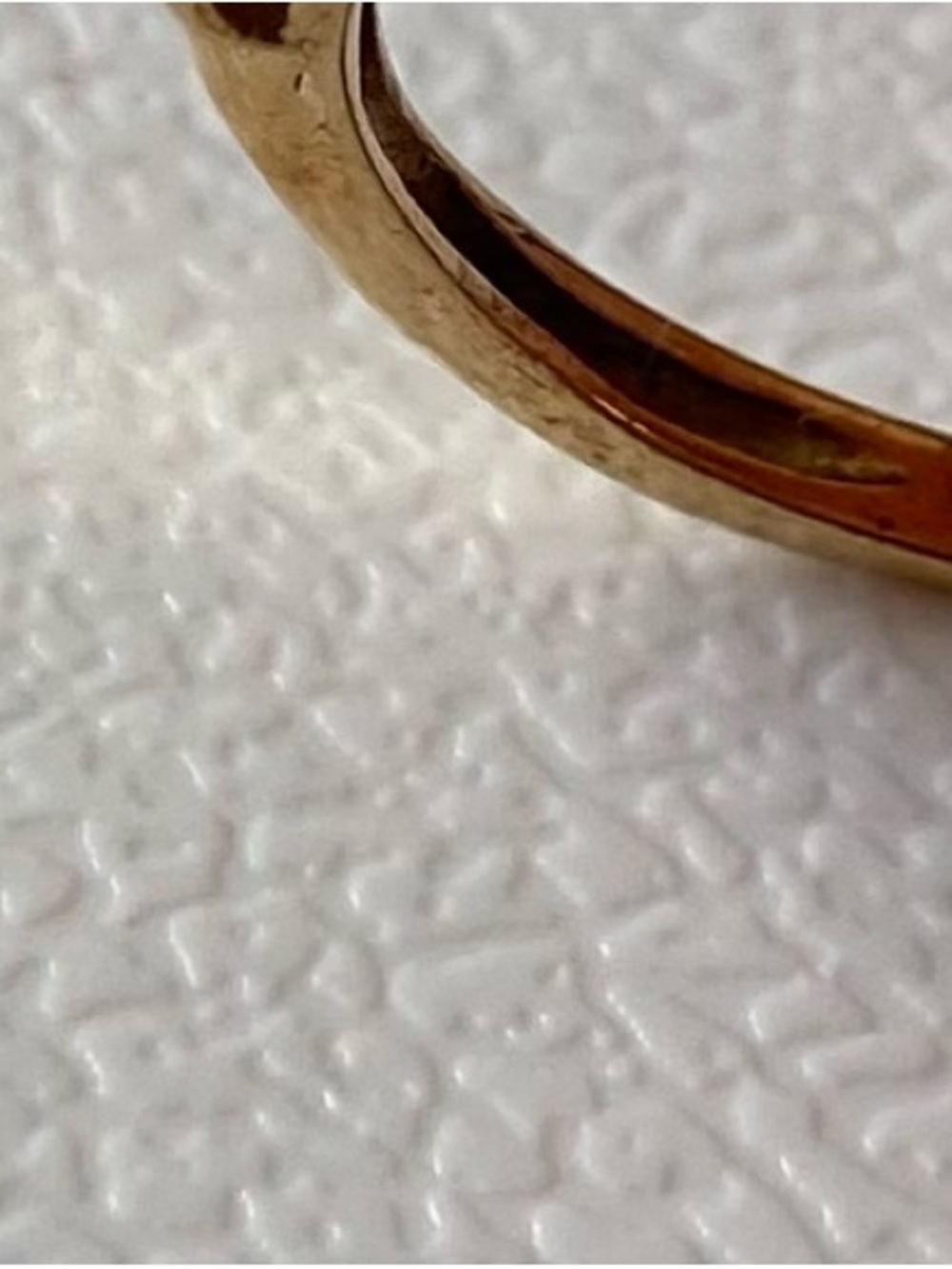 18K Gold (Marked) Blue Sapphire Ring Size 6 - Picture 8 of 9